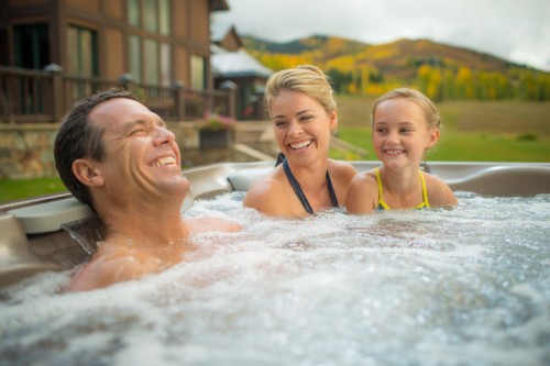 Ways A Hot Tub Can Help You Live A Better Life